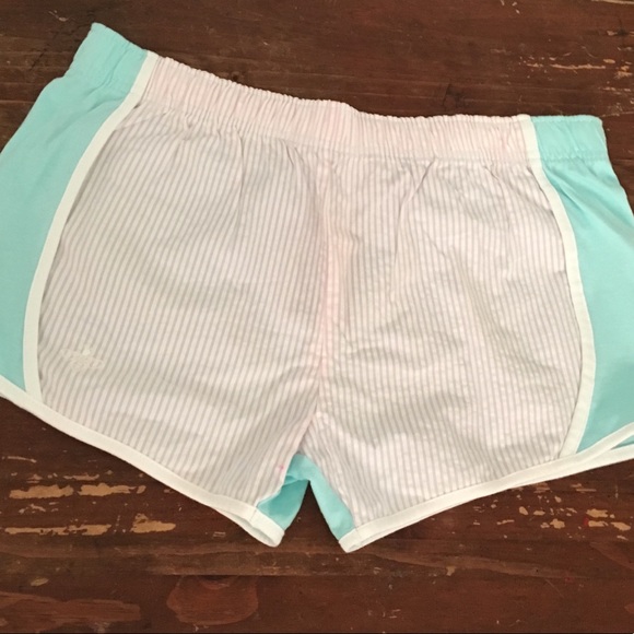 Seersucker lounge short. - Picture 2 of 4